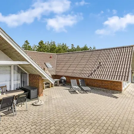 Tuomi - 900m From The Sea By Interhome